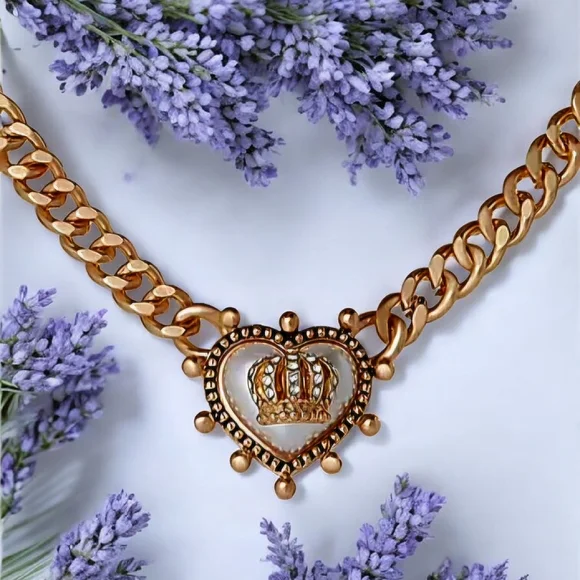 NEW Juicy Couture Gold Crown Heart Necklace 18 Inches New With Tags - Picture 1 of 6